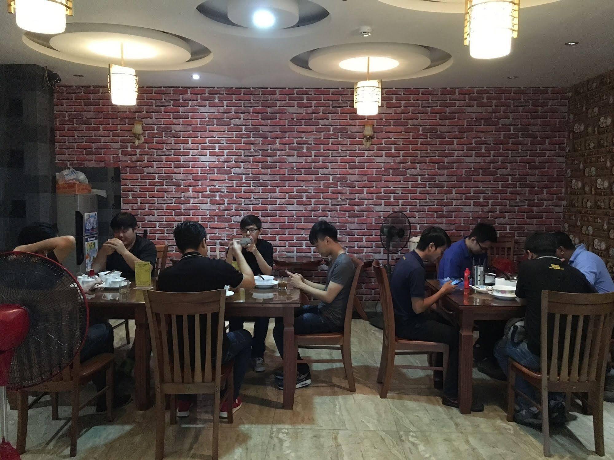 New Amely Hotel Hanoi Esterno foto